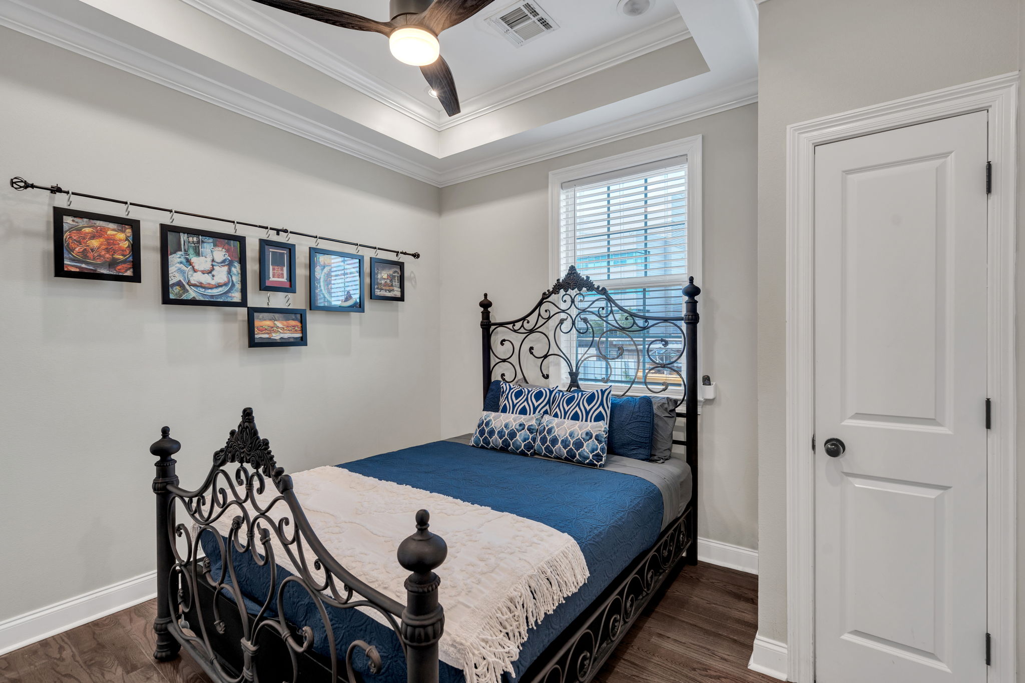 23-web-or-mls-735-s-salcedo-st