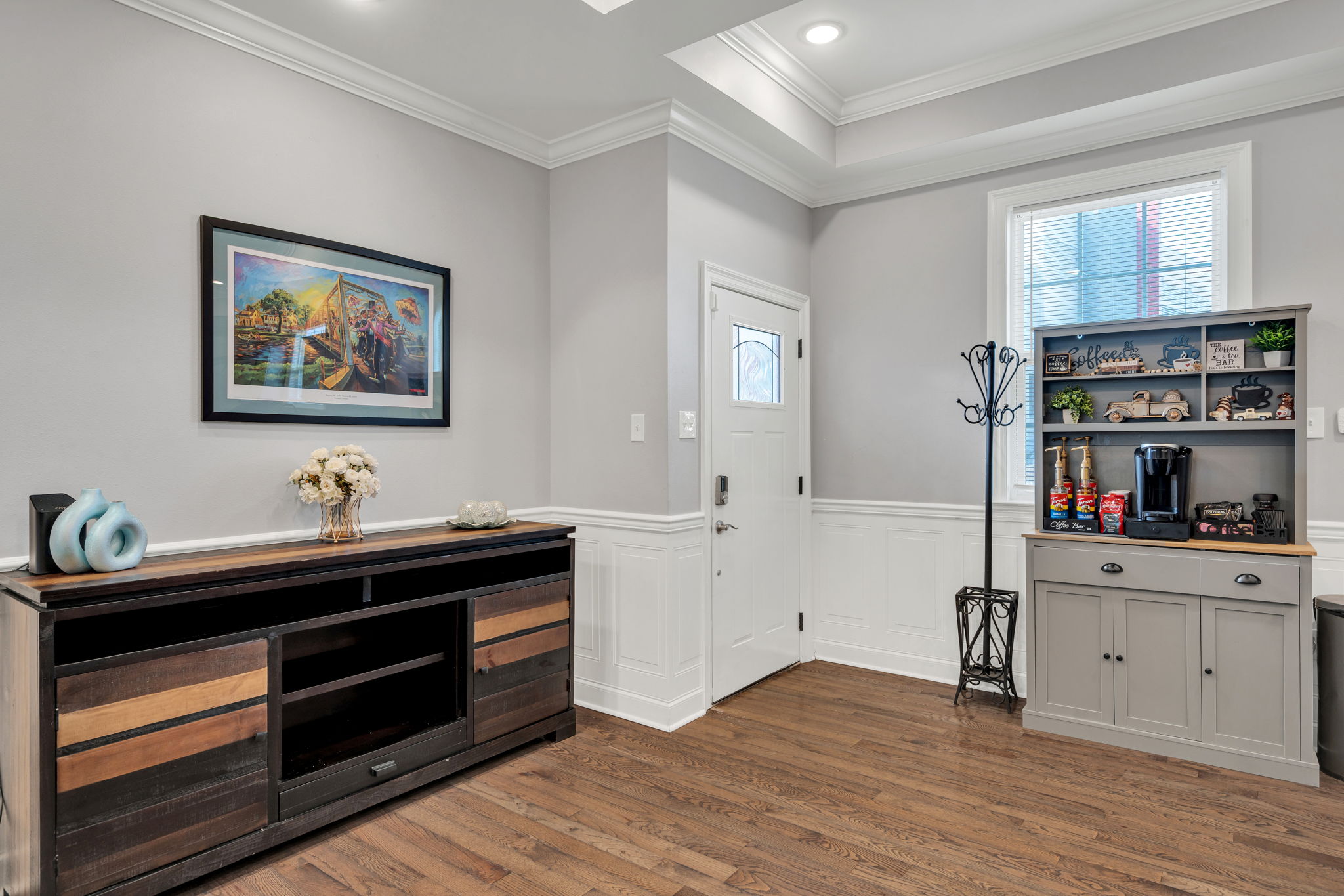 4-web-or-mls-735-s-salcedo-st