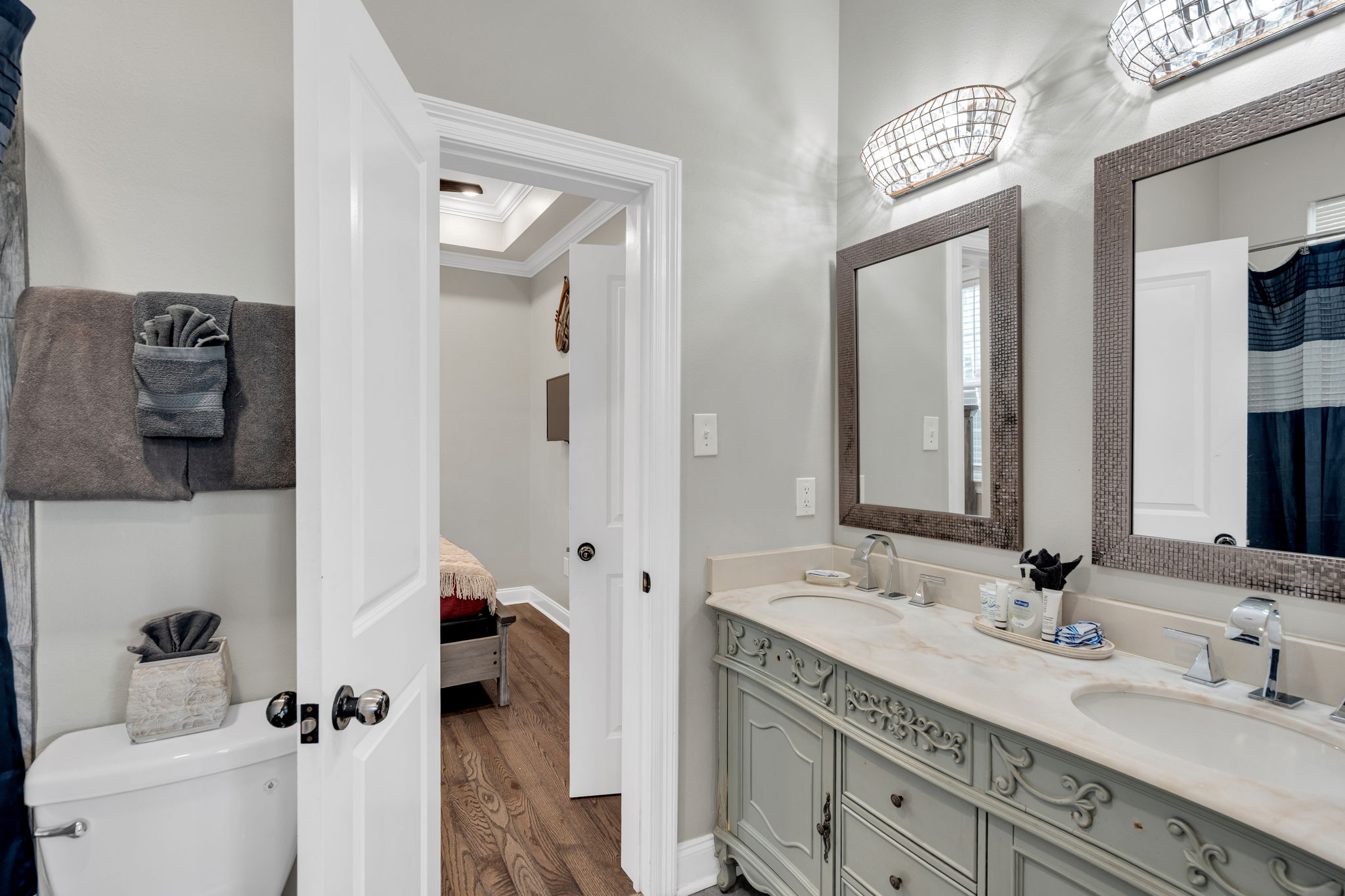 43-web-or-mls-735-s-salcedo-st