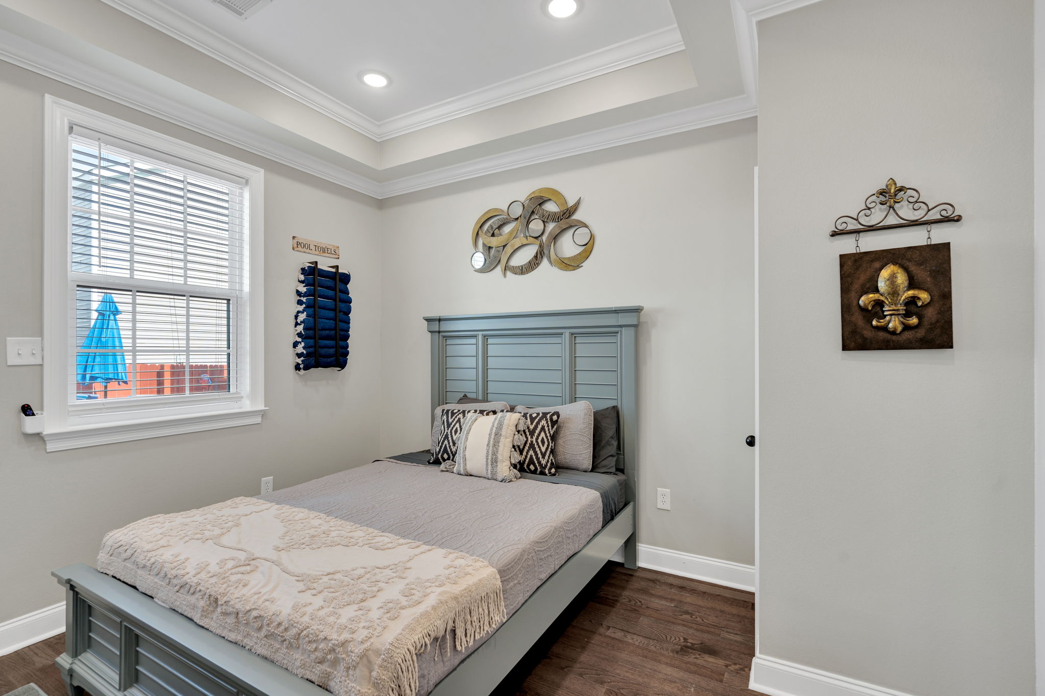 45-web-or-mls-735-s-salcedo-st