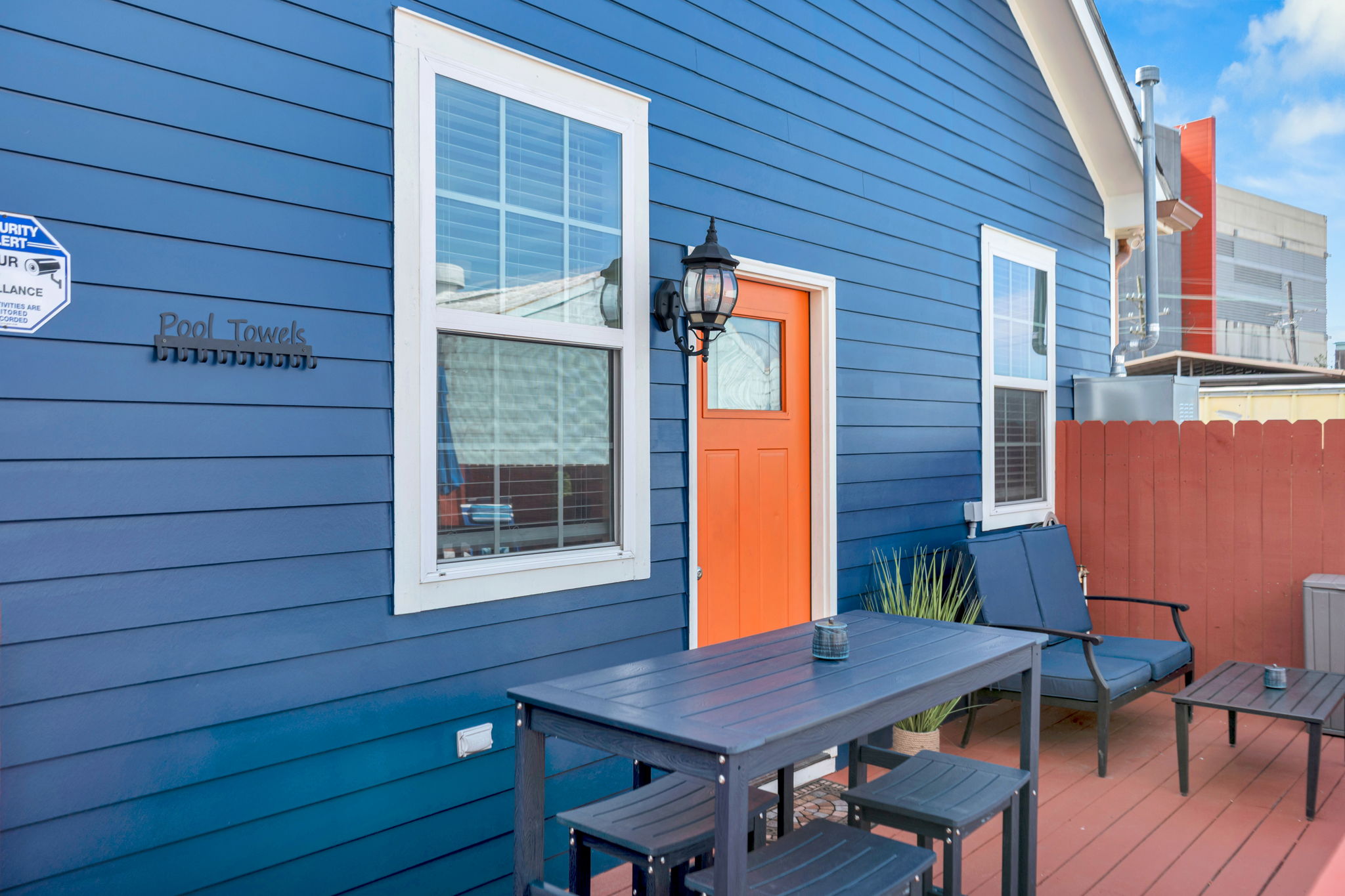 52-web-or-mls-735-s-salcedo-st